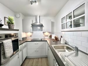 Kitchen- click for photo gallery